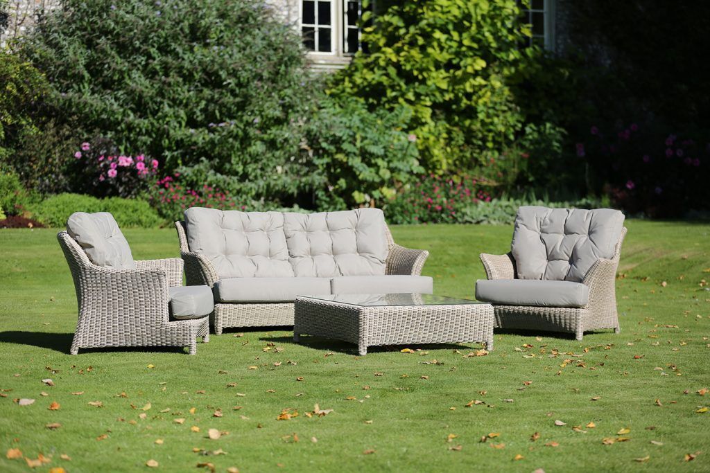 4 Seasons Outdoor Valentine Lounge Set in Praia Weave | Shackletons