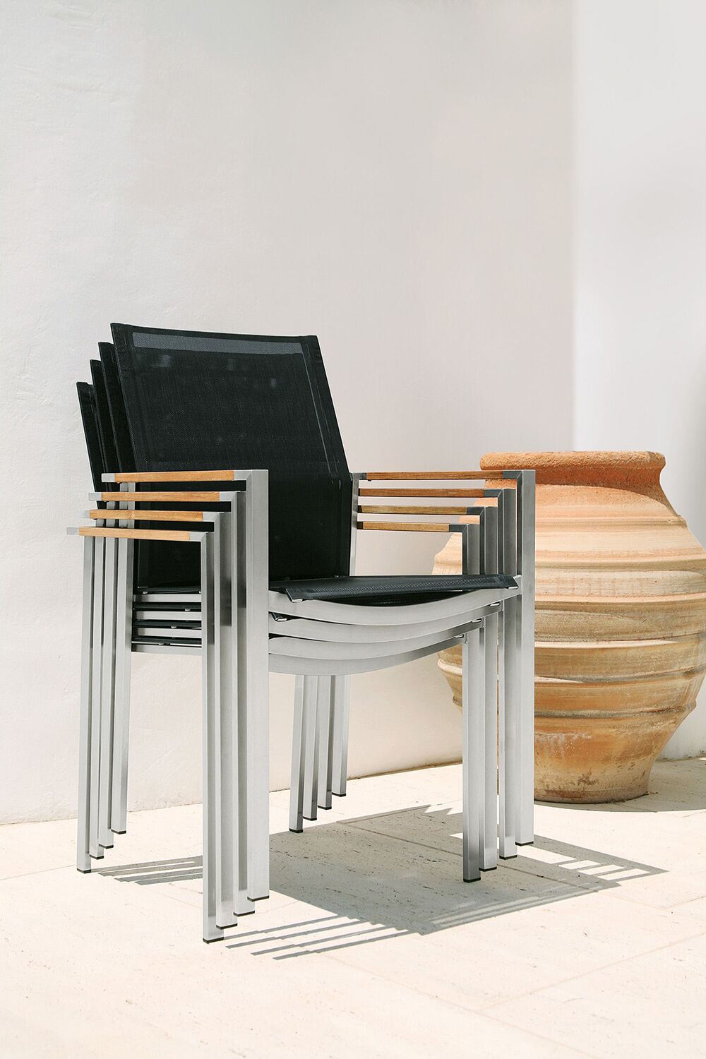 Barlow Tyrie Mercury 6 Seat dining Set