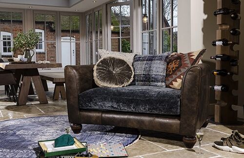 Snuggler Sofas | Shackletons
