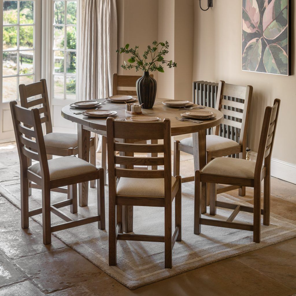 Gallery Direct Hardwick Round Ext Dinig Table | Shackletons