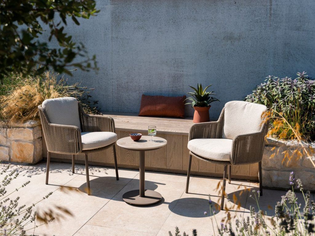 4 Seasons Outdoor Bernini Small Bistro Set | Shackletons