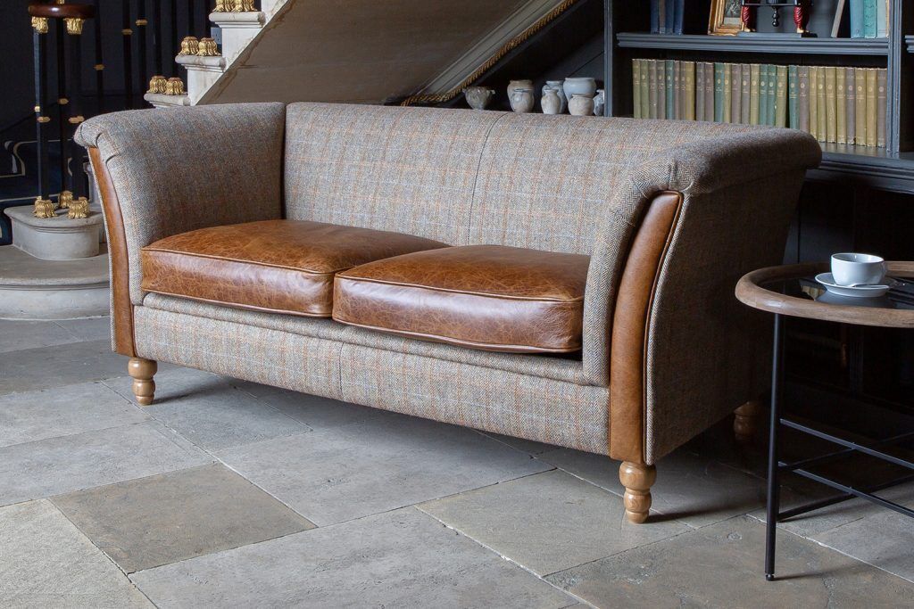 Vintage Sofa Company Granby 2 Seater Plain Back Sofa   HTW Leather seats | Shackletons